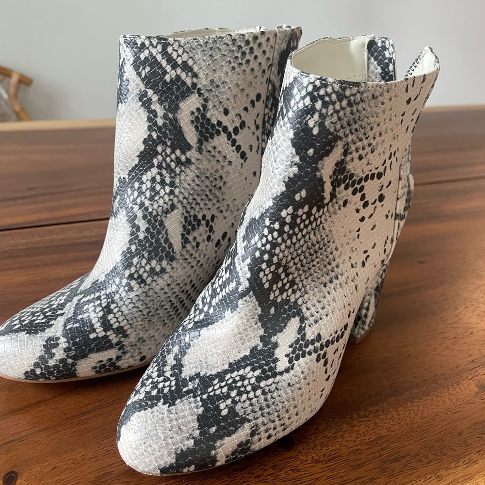 Madden Girl snake print booties size 7.5